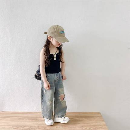 女童夏装套装2025新款女宝宝洋气吊带夏季复古风破洞牛仔裤两件套
