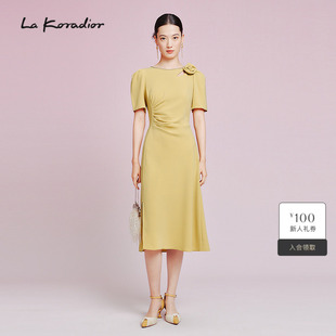 Koradior拉珂蒂显瘦2025夏三醋酸雅致连衣裙女 隆重社交