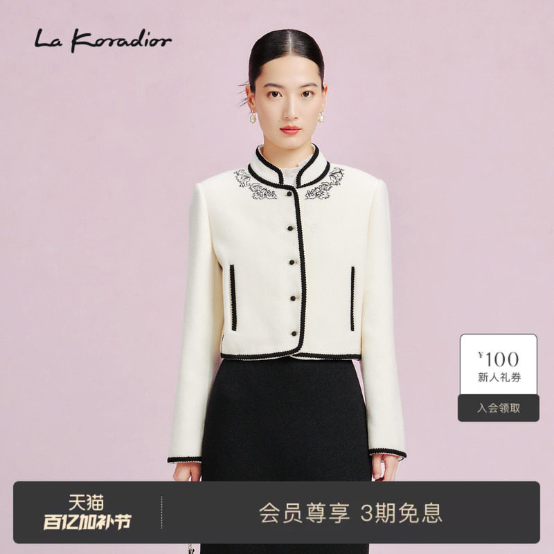 【羊毛】La Koradior拉珂蒂立领单排扣毛呢印花短上衣气质外套女
