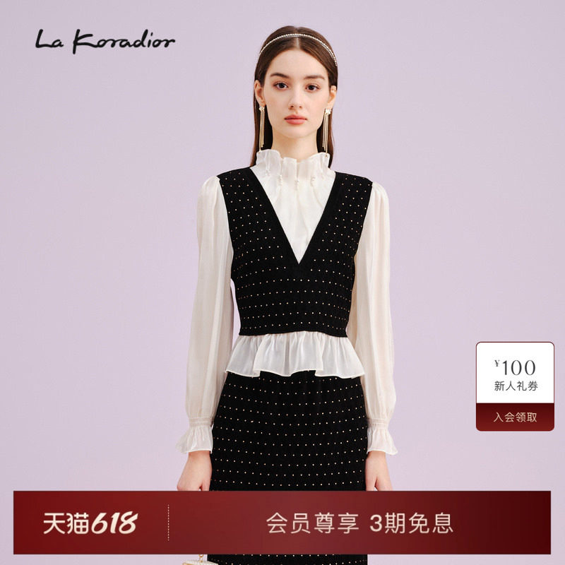 La Koradior拉珂蒂商场同款秋季长袖针织衫荷叶边圆点立领打底衫