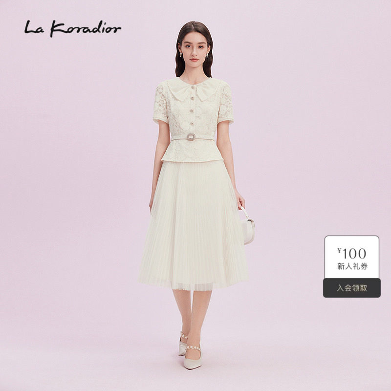 La Koradior拉珂蒂修身减龄2025商场同款新款娃娃领仙女连衣裙女