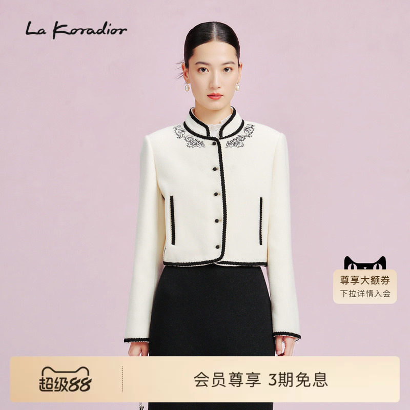【羊毛】La Koradior拉珂蒂立领单排扣毛呢印花短上衣气质外套女