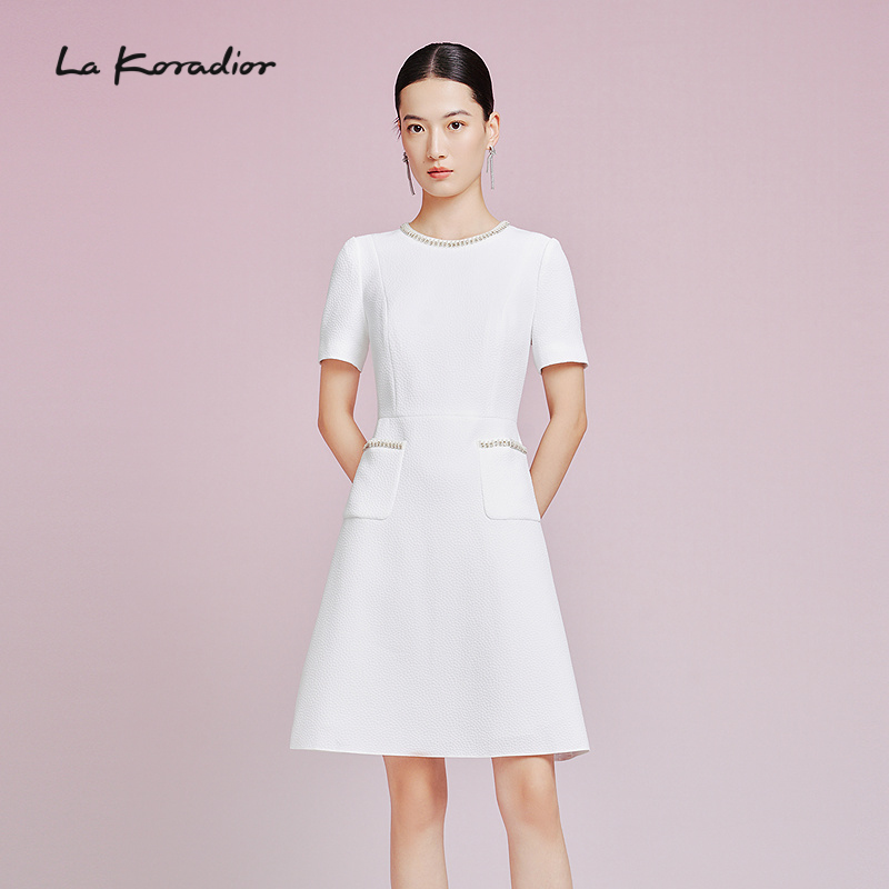 【法式洋装裙】La Koradior拉珂蒂2025夏季肌理提花钉珠连衣裙女
