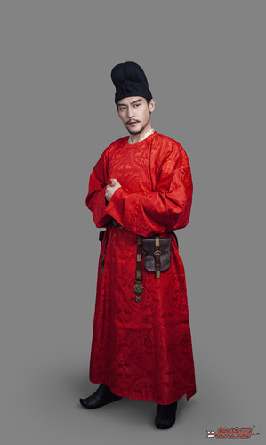 大唐汉服紫色新品明制圆领袍