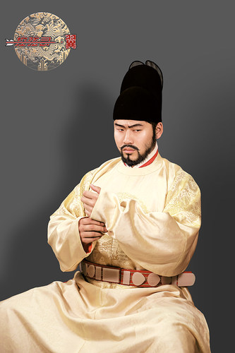 翼织金四团龙纹衮服明朝皇帝汉服