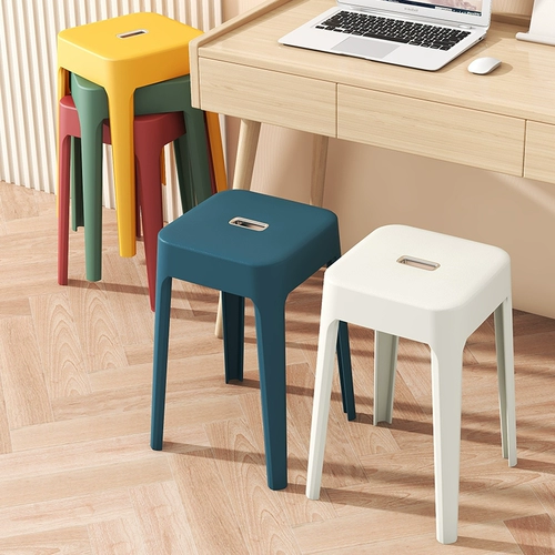 Домашний пластиковый табурет сгущенной взрослый скамейка мода, простой обеденный стол, стул гостиной, клинкер, можно сложить