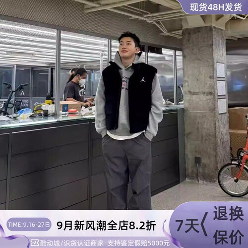 Nike耐克男冬季加厚保暖羽绒马甲