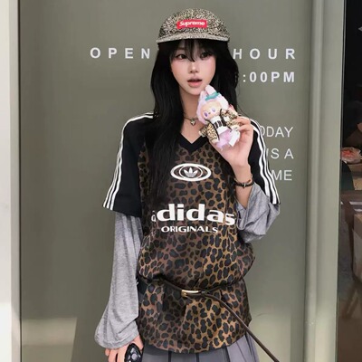 Adidas阿迪达斯三叶草女修身短袖