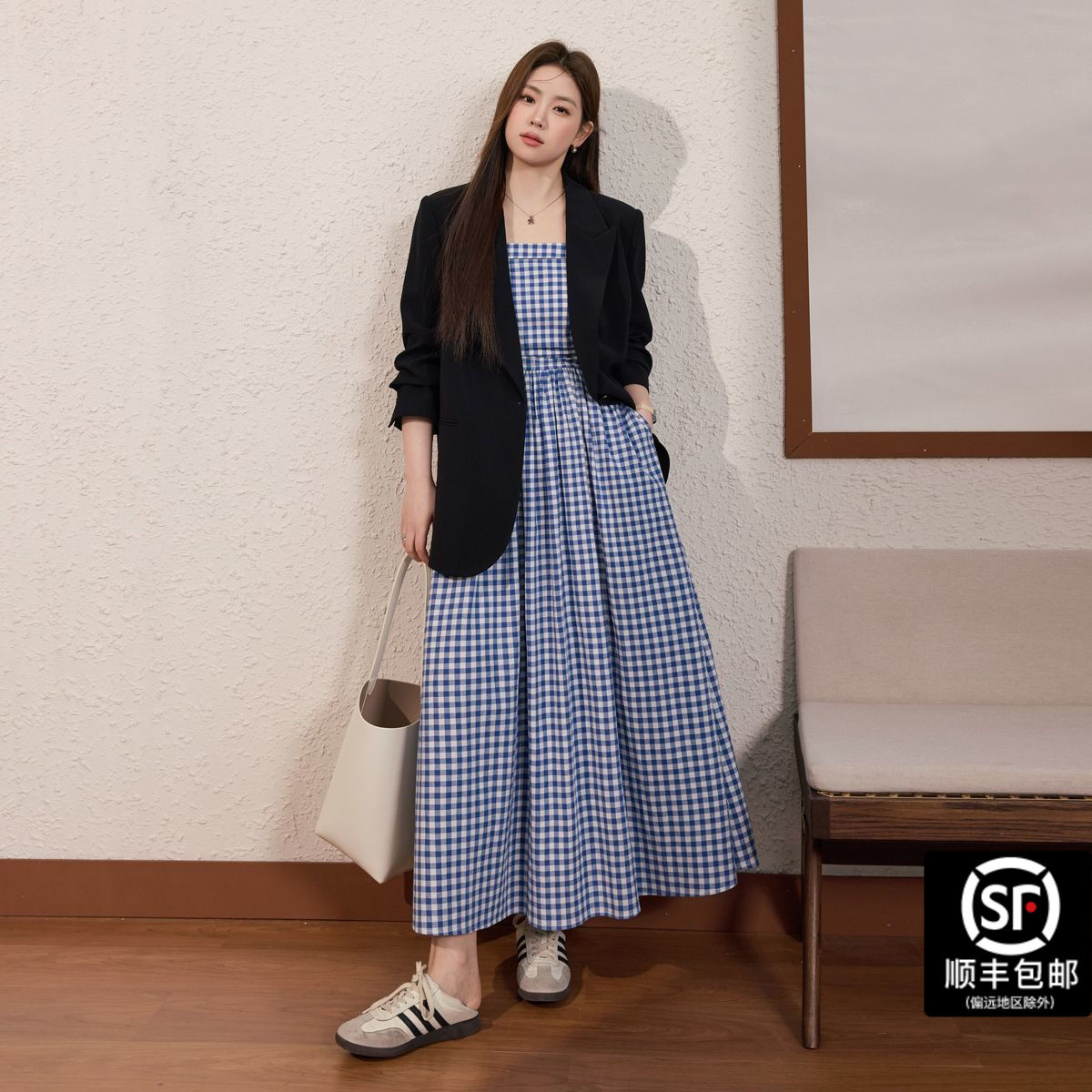 蓝语大码女装格子显瘦吊带裙2025春新款法式收腰a字连衣裙