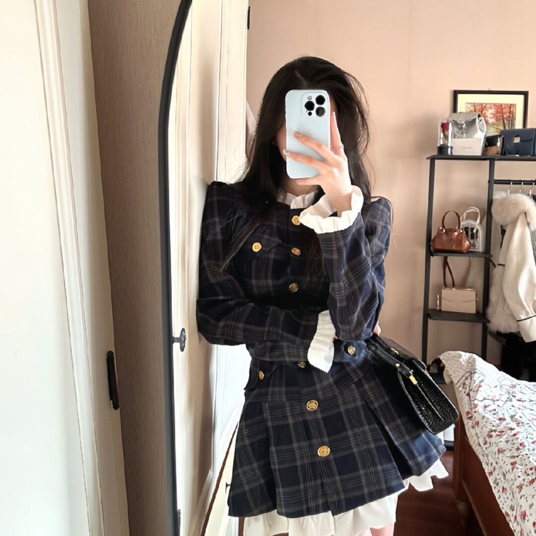 微胖mm韩剧女主穿搭学院风连衣裙气质高级感格子百褶裙2024年新款