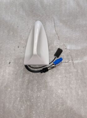 CS10车顶天线鲨鱼鳍天线导航天线收音机天线原厂GPS天线总成