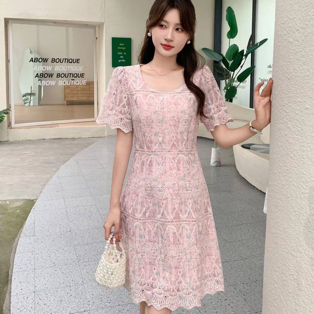 轻奢名媛风粉色蕾丝法式连衣裙女夏季韩版短袖镂空设计感粉色裙39
