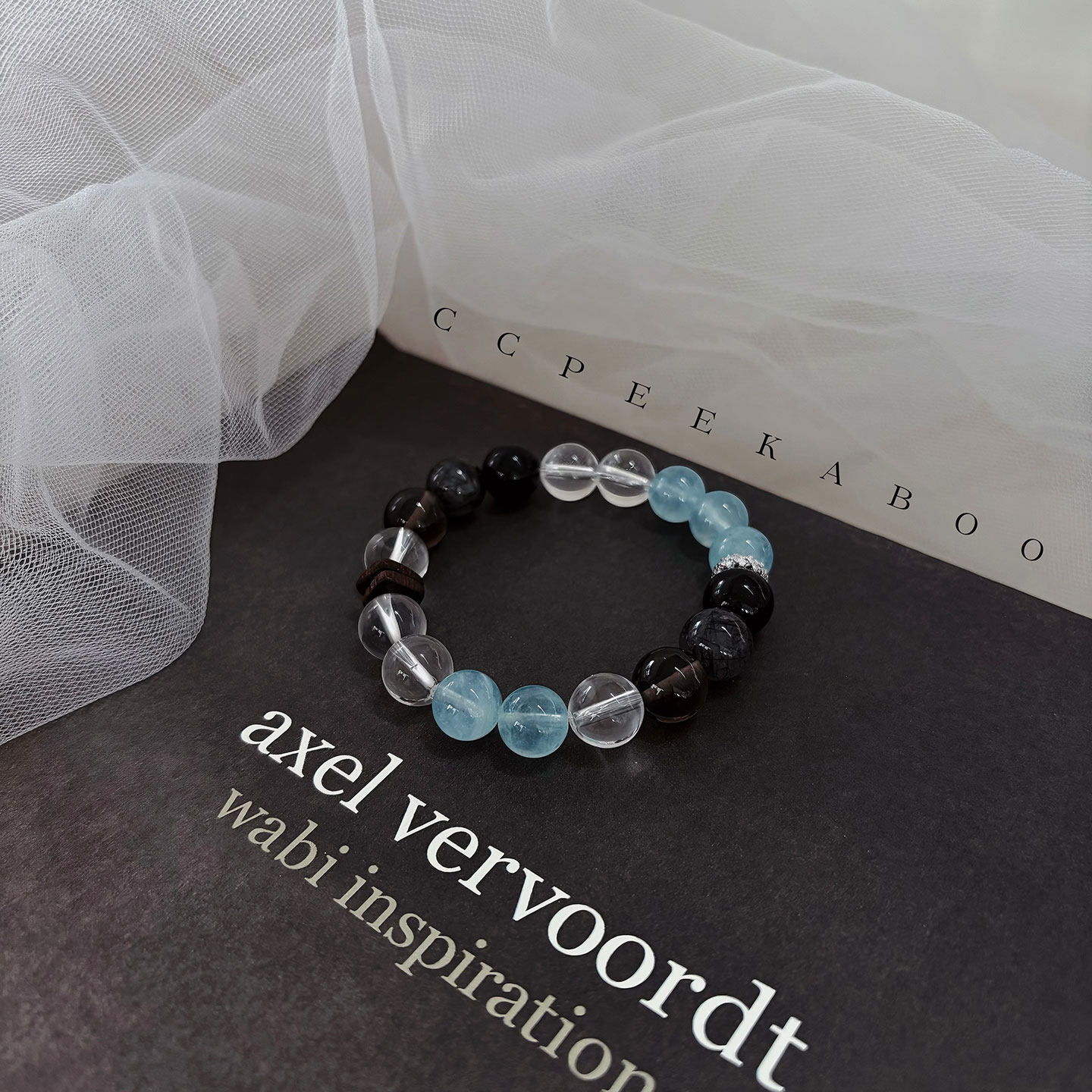 「ccpeekaboo」天然海蓝宝白水晶黑发晶黑曜石茶晶沉香金水土手串