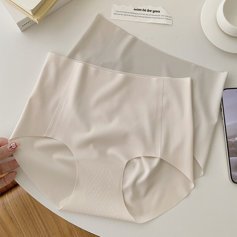 一片式无痕！桑蚕丝天然5A抗菌底档2025年新款内裤女中腰蜜桃包臀