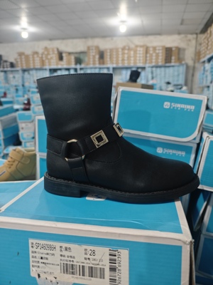 品牌斯乃纳撤柜女童秋冬薄绒靴马丁靴童鞋防滑儿童短靴子公主靴