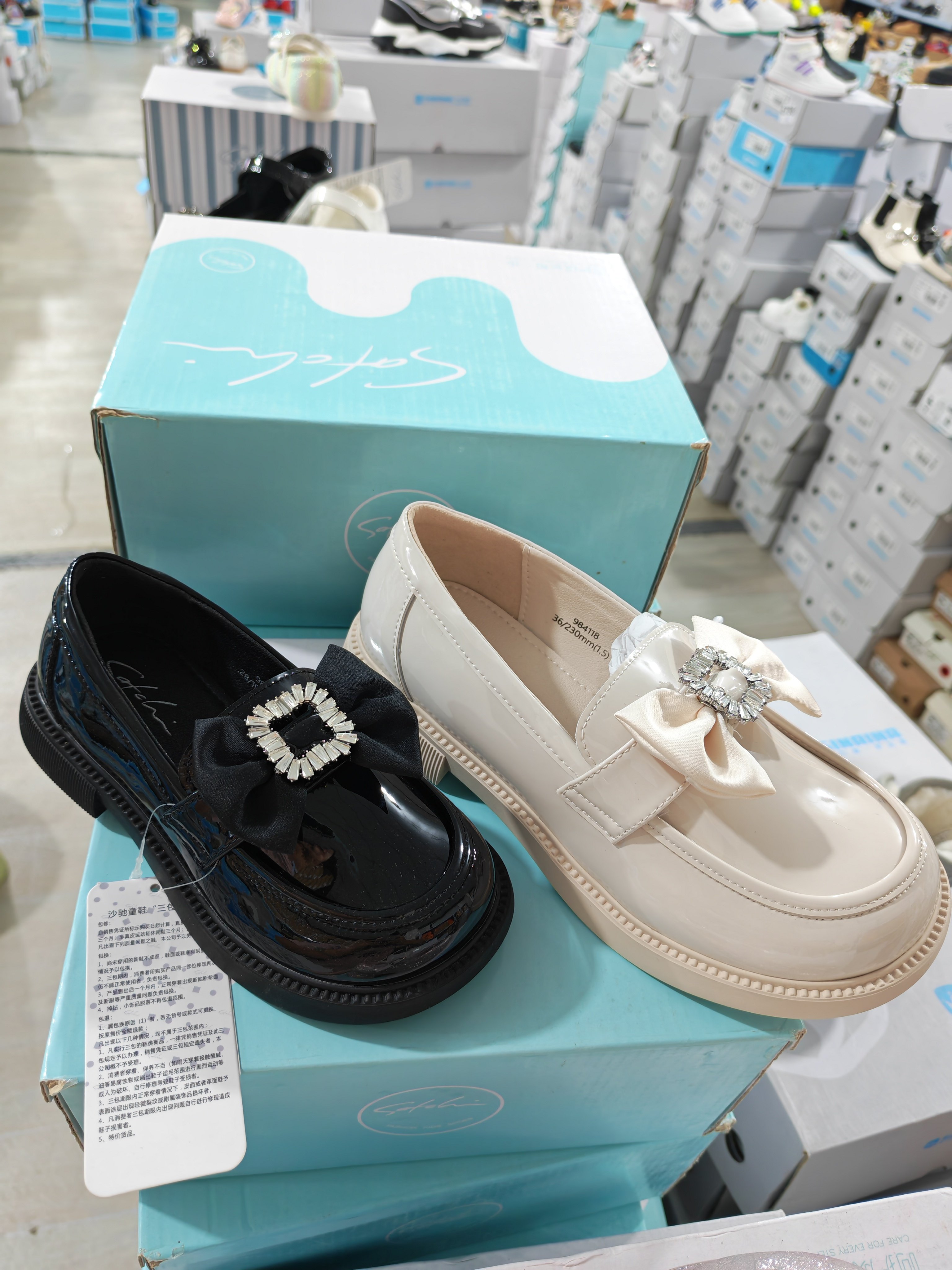 品牌撤柜沙家女童春秋皮鞋公主鞋儿童中大童乐福鞋方口鞋乐福鞋
