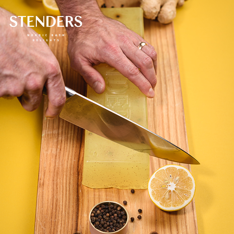 精油滋养施丹兰洁面皂泡泡绵密