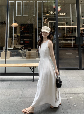 77store 白色天丝亚麻无袖连衣裙女2026夏季新款收腰长裙背心裙子