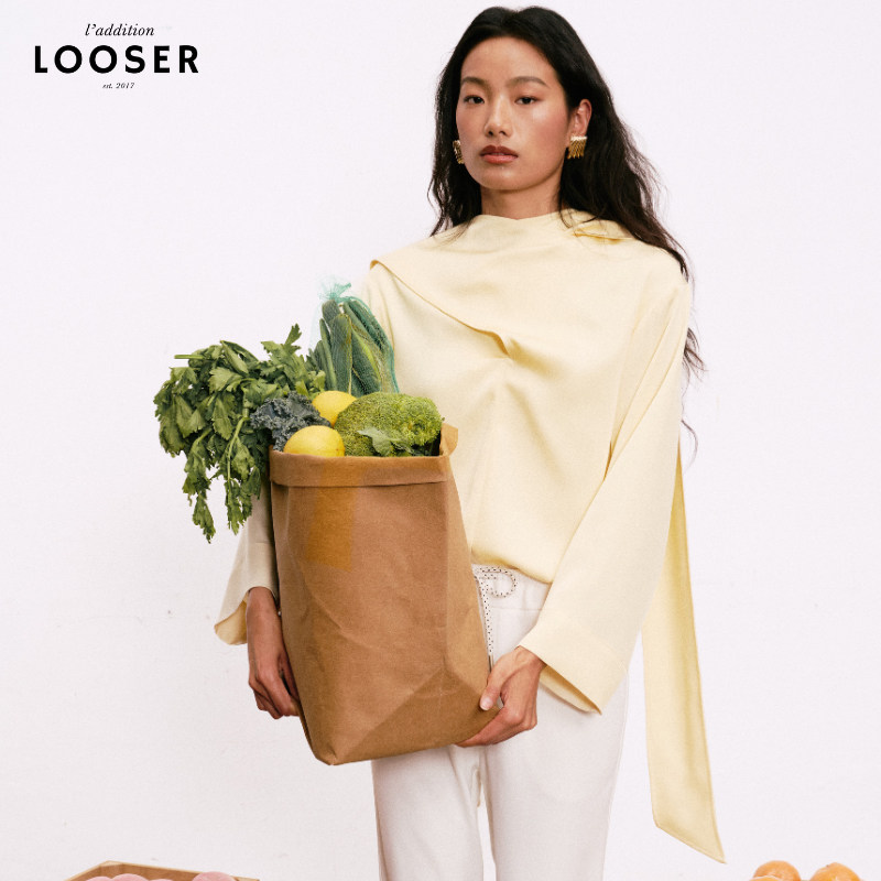 iamLOOSER 春季系列 香槟色缎面围巾衬衫法式慵懒通勤光泽感