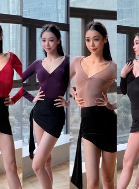 舞月LOYAL舞服V领上衣韩系扭结纯欲风拉丁国标舞服自带胸垫底裤