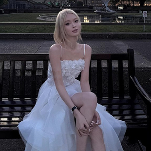 法式重工手缝立体花朵吊带连衣裙礼服裙高级感气质收腰显瘦长裙子