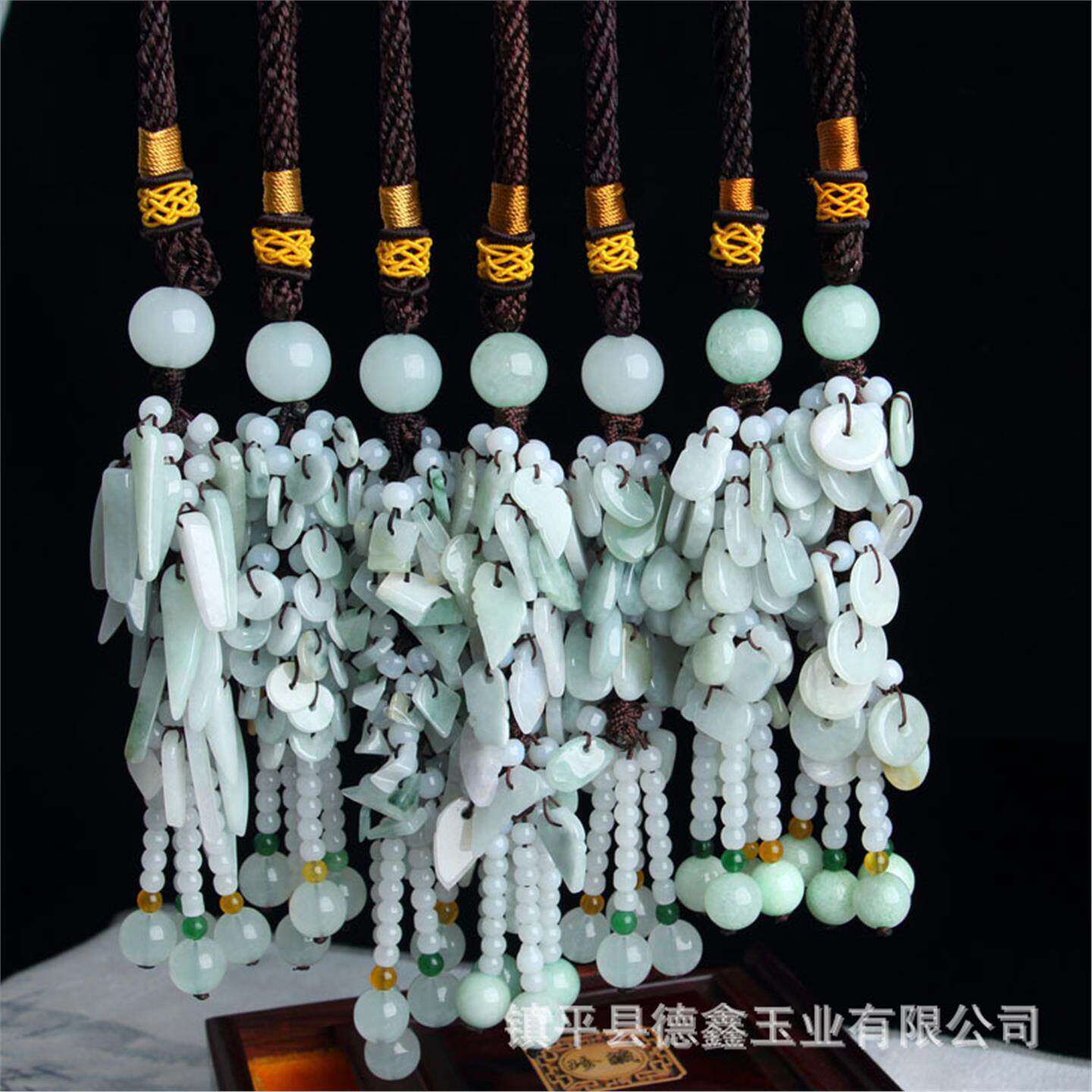 天然翡翠A货车挂 包挂翡翠小挂饰平安扣小苹果边角料小碎石车挂