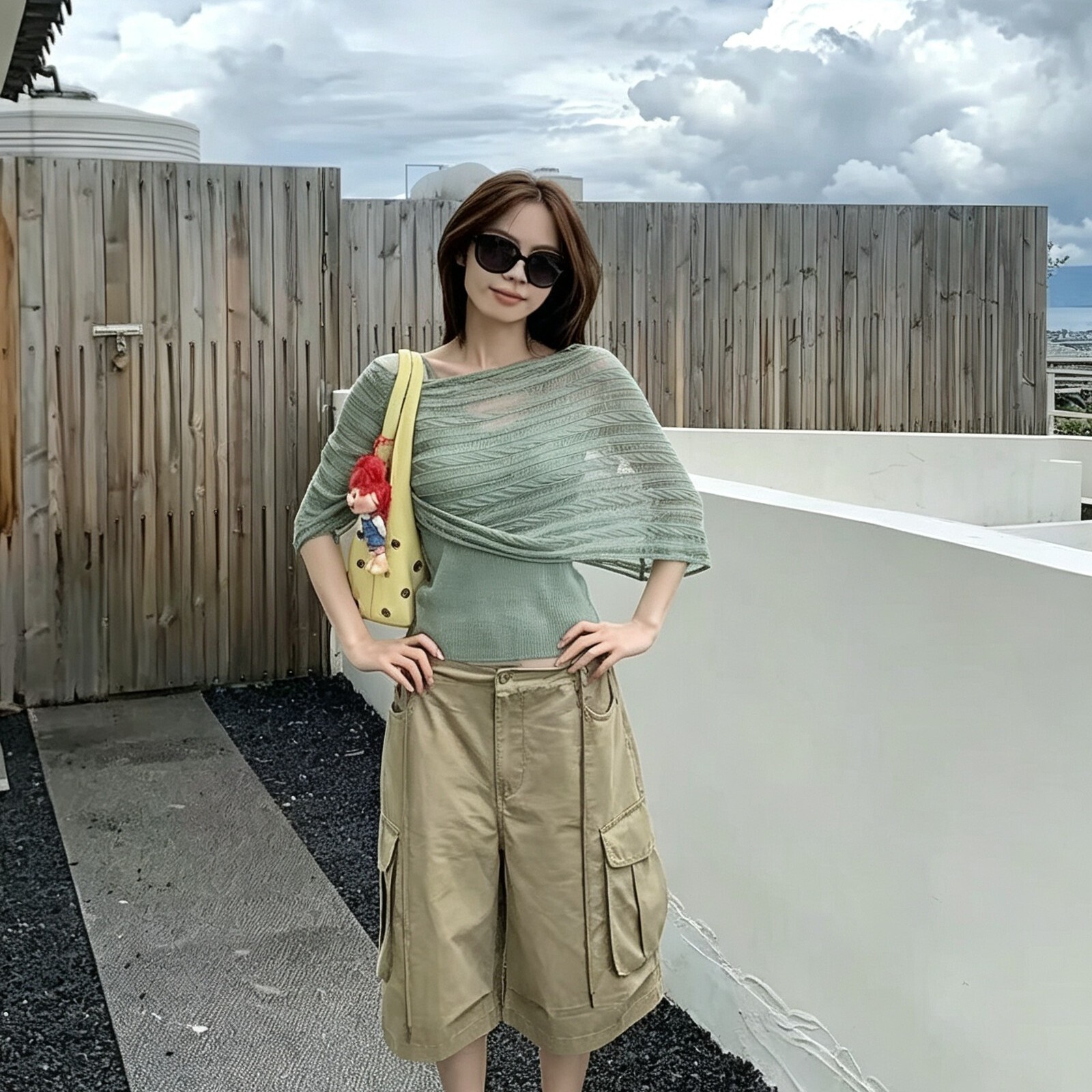韩系慵懒斜肩条纹针织背心两件套