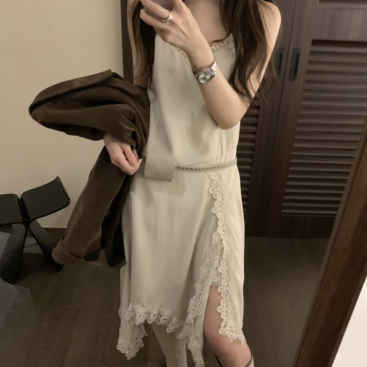 秋上新韩系蕾丝吊带连衣裙显瘦