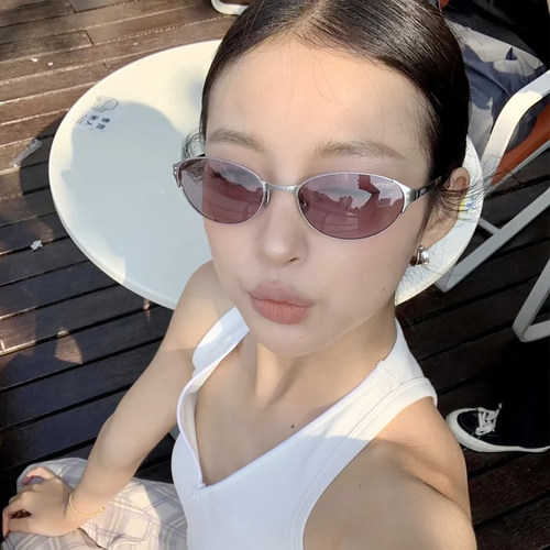 2025新款复古金属老钱风猫眼墨镜女潮显脸小网红高级网感太阳眼镜