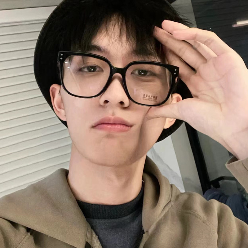 2022新款素颜眼镜框男潮韩版ins网红素颜大框眼镜女可配近视度数