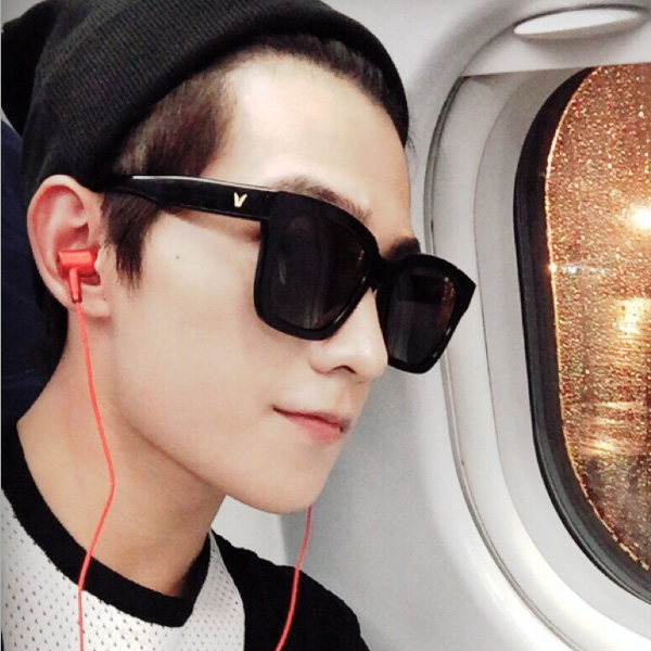 2025新款太阳镜女韩版明星时尚潮眼镜圆脸方形大框百搭情侣墨镜男