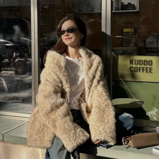 Raaa-经典设计感时尚休闲显瘦短外套AE0268,女装/女士精品,时尚套装,淘宝优惠券,粉丝福利购,淘宝优惠卷