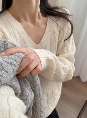 妮Bonnet-早春简约v领细麻花套头针织衫（含100羊毛）N58-2517-1