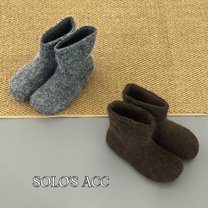 SOLO'S ACC-自制简约纯色毛毡毛呢加绒短靴8566
