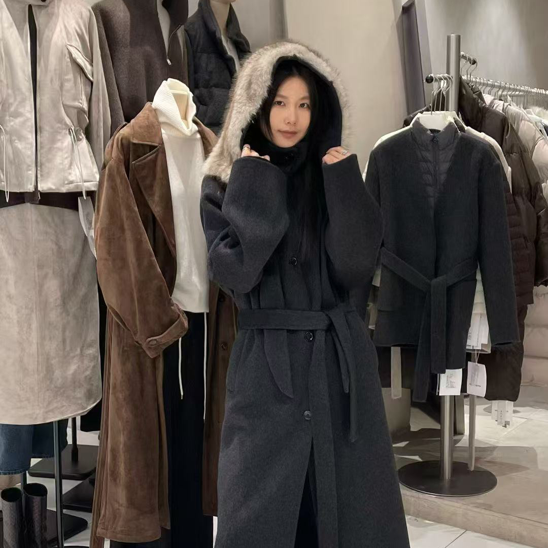 RIVERS-百搭气质长款羊毛外套(配可拆卸帽子)（含65羊毛）S32653