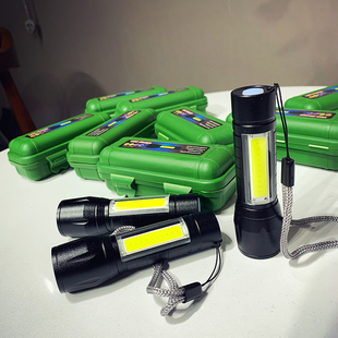 大用处 非T恤 户外必备 持续2小时 三种灯光 小玩意