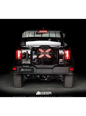 GEEA  极案尾门封板坦克300 JL JK BJ40 牌照架摄像头预留孔位，