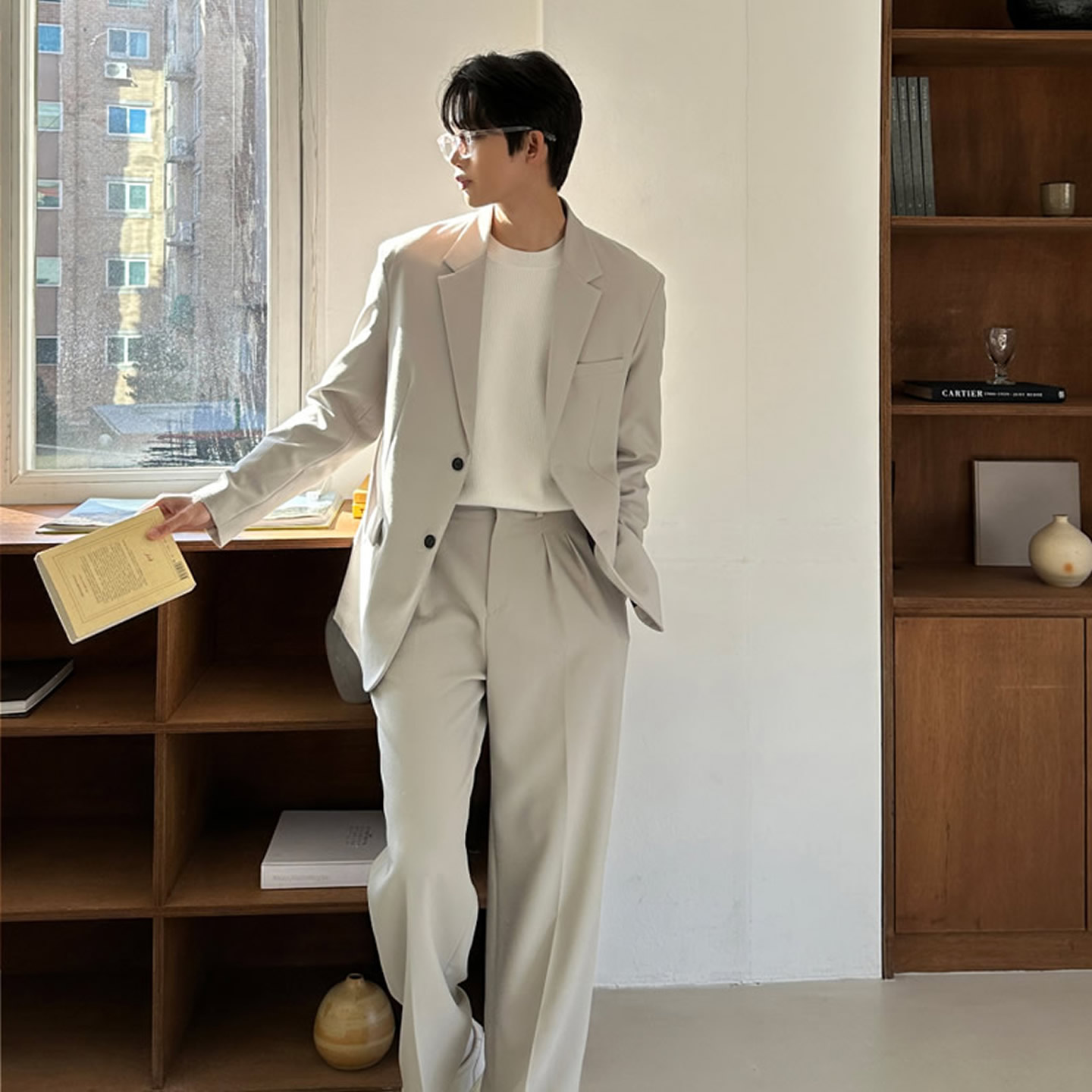 春秋款米色男士西装套装韩版潮流潮牌休闲宽松痞帅西服外套阔腿裤