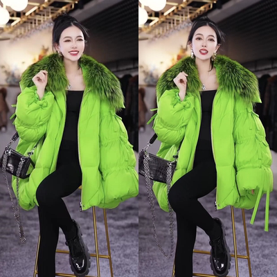 中长款加厚羽绒女士大衣·