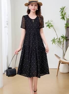 年轻妈妈气质波点连衣裙2026新款中年女夏装洋气大码宽松韩版裙子