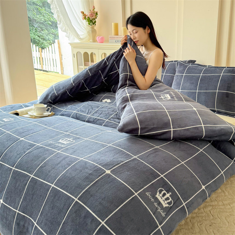 牛奶绒被套冬季双面加厚保暖珊瑚绒毛绒加绒单双人法兰绒被罩单件