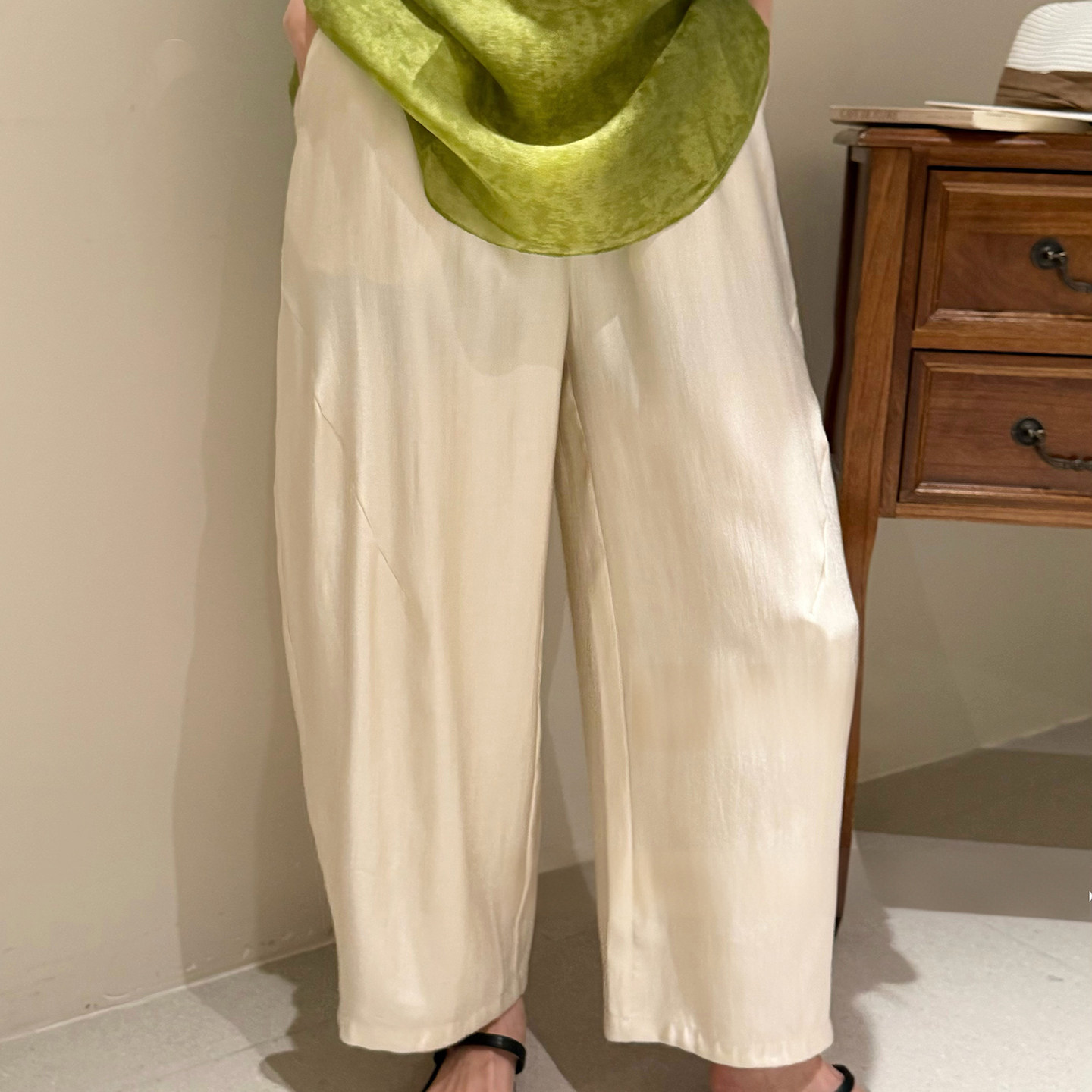 N货！显瘦藏肉好型！松紧腰休闲阔腿镰刀九分裤女