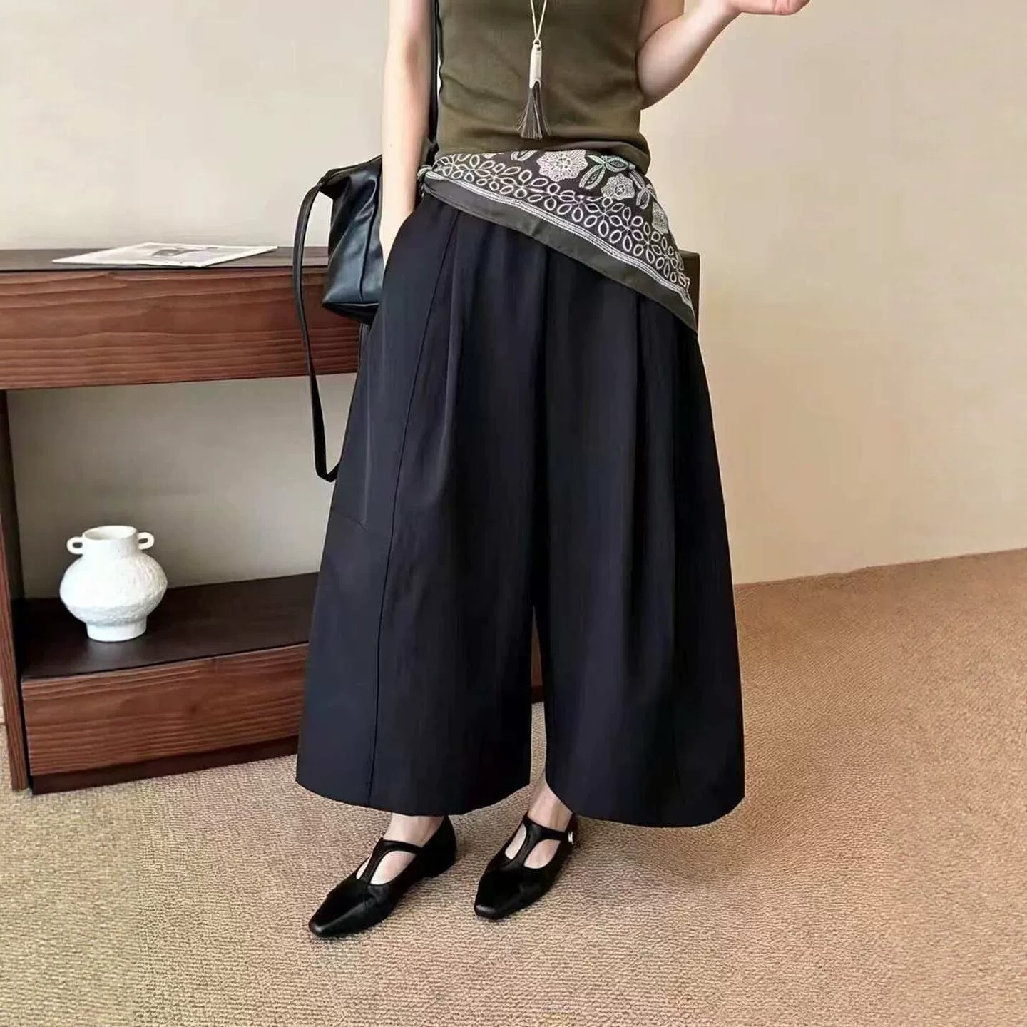 秋季丝巾阔腿八分小个子休闲裤