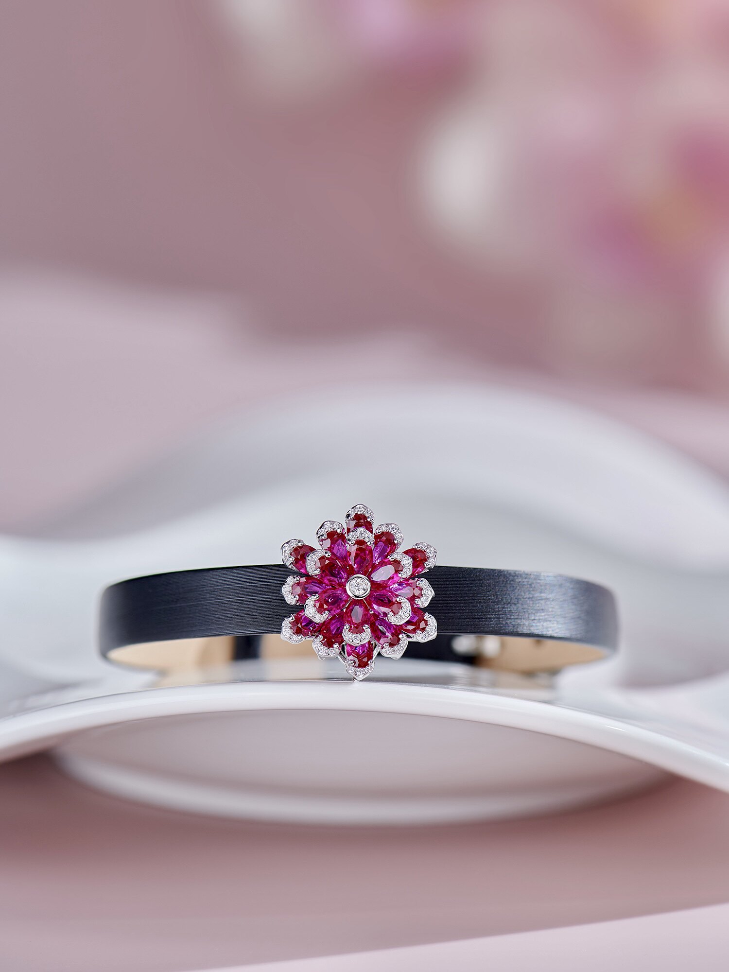 高端气质轻奢名媛风两戴款永生花牛皮绢丝腕带手环925银网红腕带