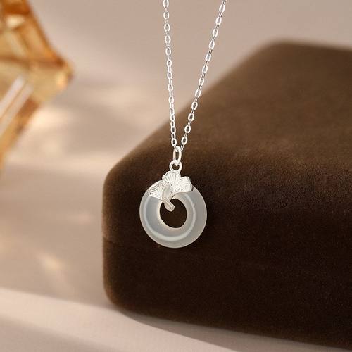 阿宝S999足银精致银杏项链女气质设计感轻奢日常高级锁骨链代发