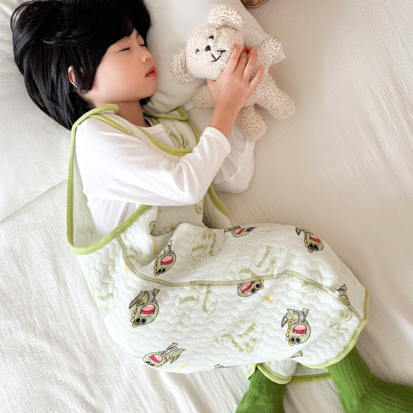 宝宝护肚子肚兜秋冬款纯棉防着凉