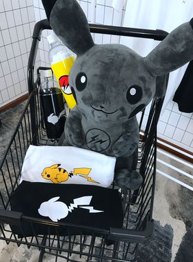 Fragment Design 藤原浩 x 皮卡丘口袋怪兽联名瓶装童装亲子装T恤