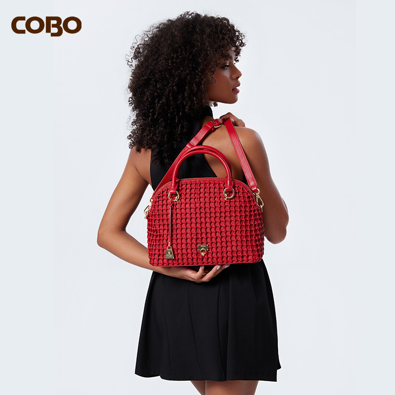 cobo/蔻尔宝女包牛皮纯手工编织