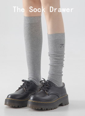 双针灰色小腿袜子女秋冬款miu系刺绣蝴蝶结堆堆袜配小皮鞋的袜子