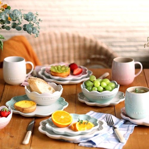 渐变色莲花碗沙拉碗欧式面碗菜碗纯色陶瓷餐具饭碗家用14cm花边碗